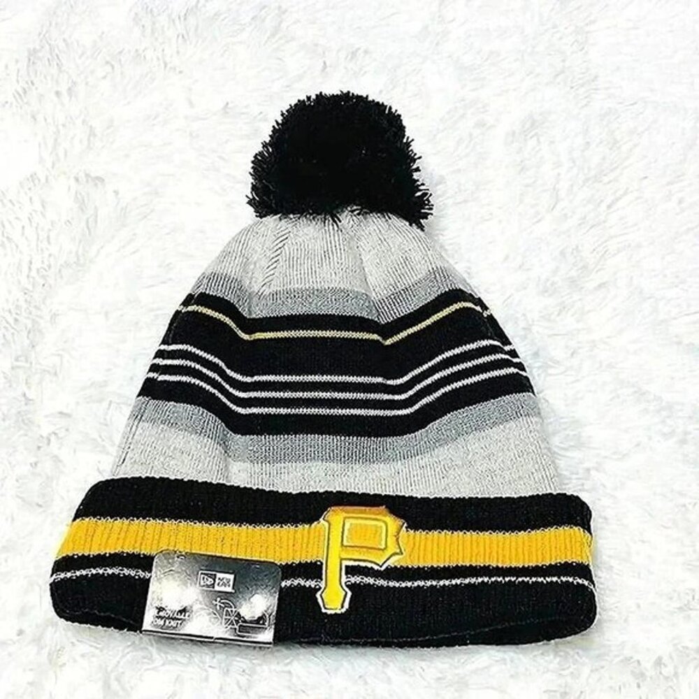 Pittsburgh Pirates Pom Knit Hat NWT